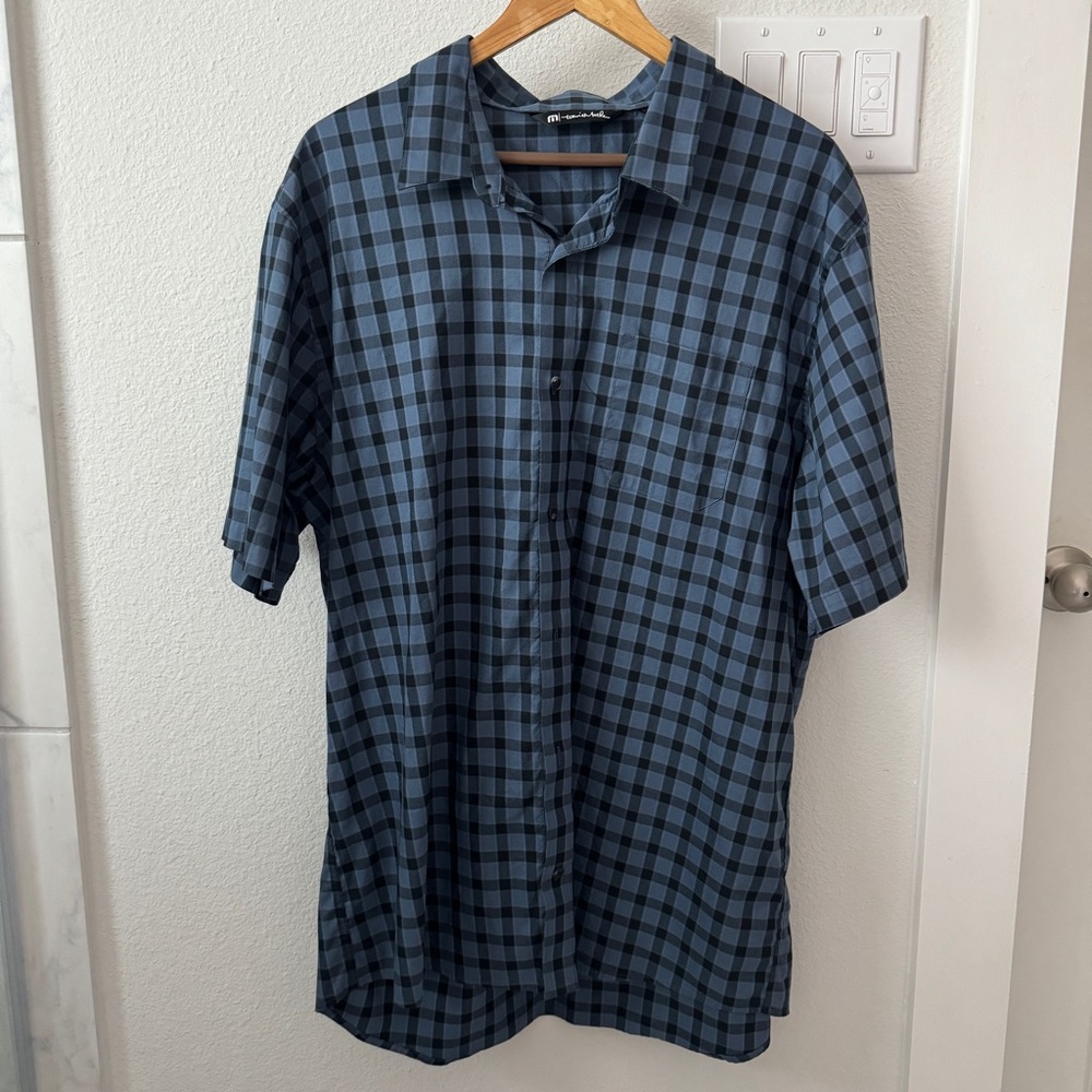 Travis Mathew Short Sleeve Button Shirt: xxl
